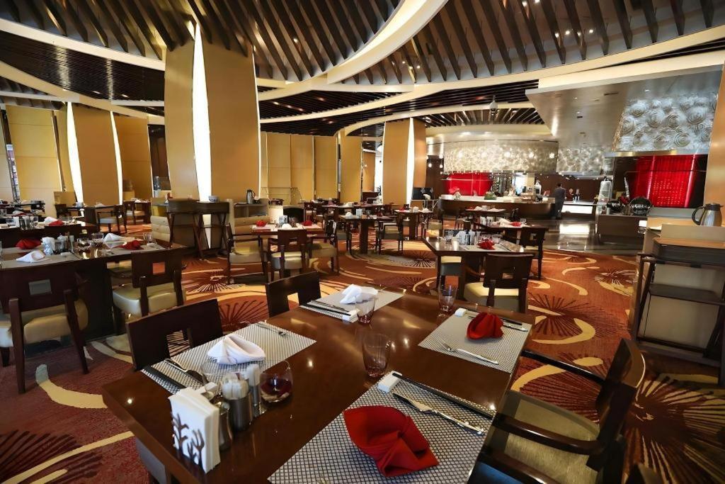 Grand Soluxe Zhongyou Hotel Shanghai Exterior photo