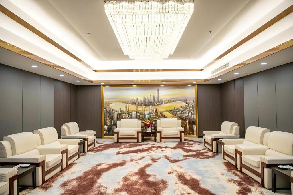 Grand Soluxe Zhongyou Hotel Shanghai Exterior photo